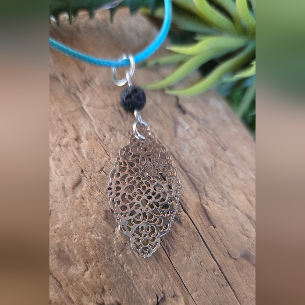 ✨ Turquoise Sky Aromatherapy Necklace